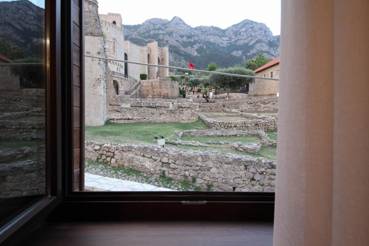 Kruja Albergo Diffuso , Inside Kruja Castle Bagian luar foto