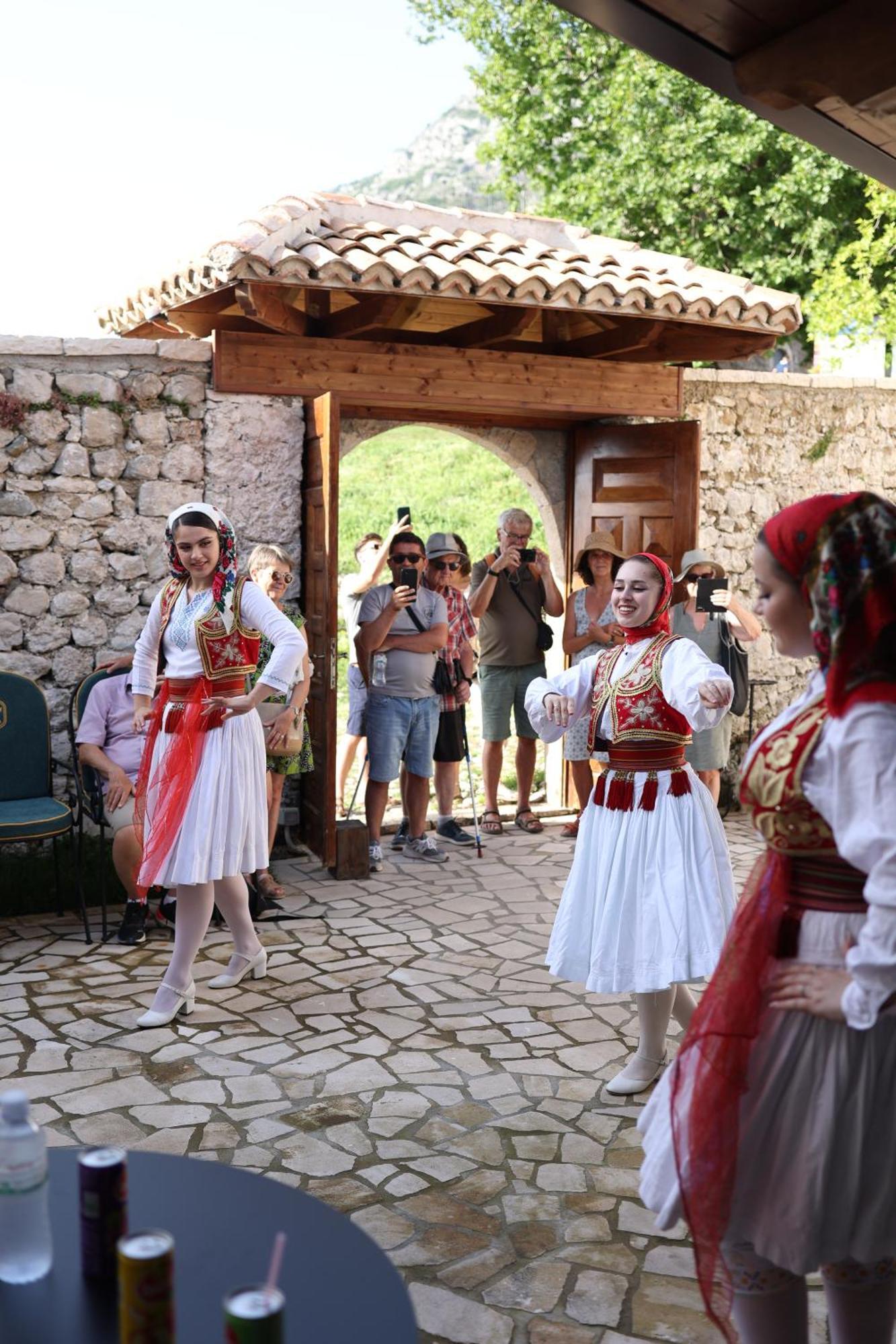 Kruja Albergo Diffuso , Inside Kruja Castle Bagian luar foto